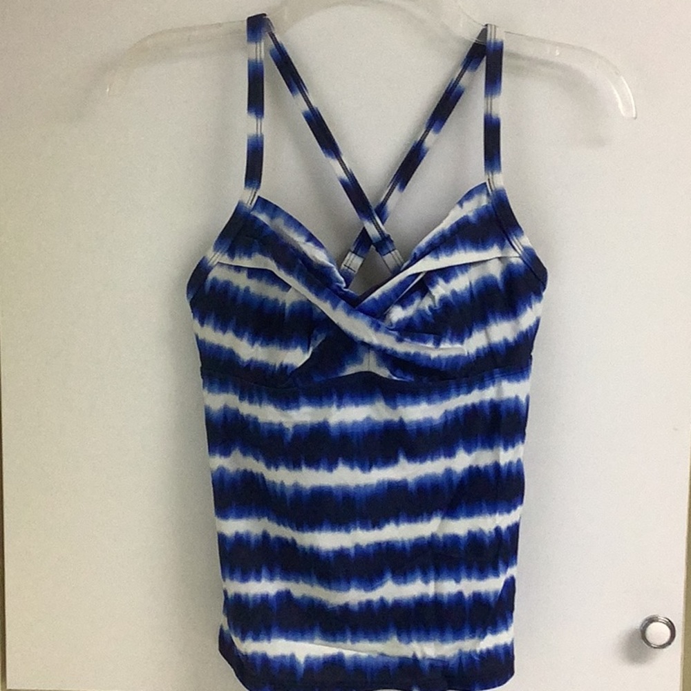 Athleta twist-front tankini top